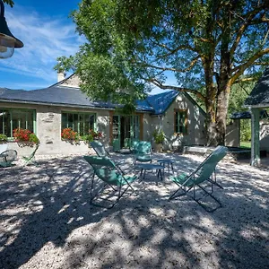 Grange Rénovée En Gîte/maison/chalet Сasa de vacaciones Arreau