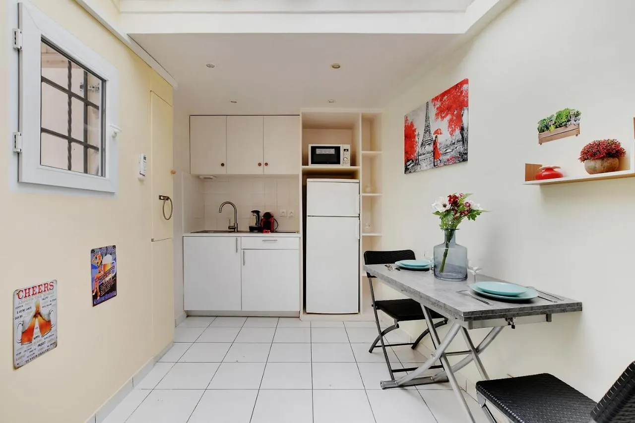פריז Cozy Studio - 2P - Close To Sacre-Coeur 0*,  צרפת